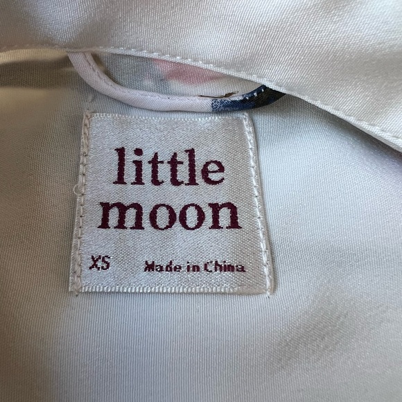 Aritzia Floral Little Moon Button Down Blouse Size XS - Picture 3 of 13